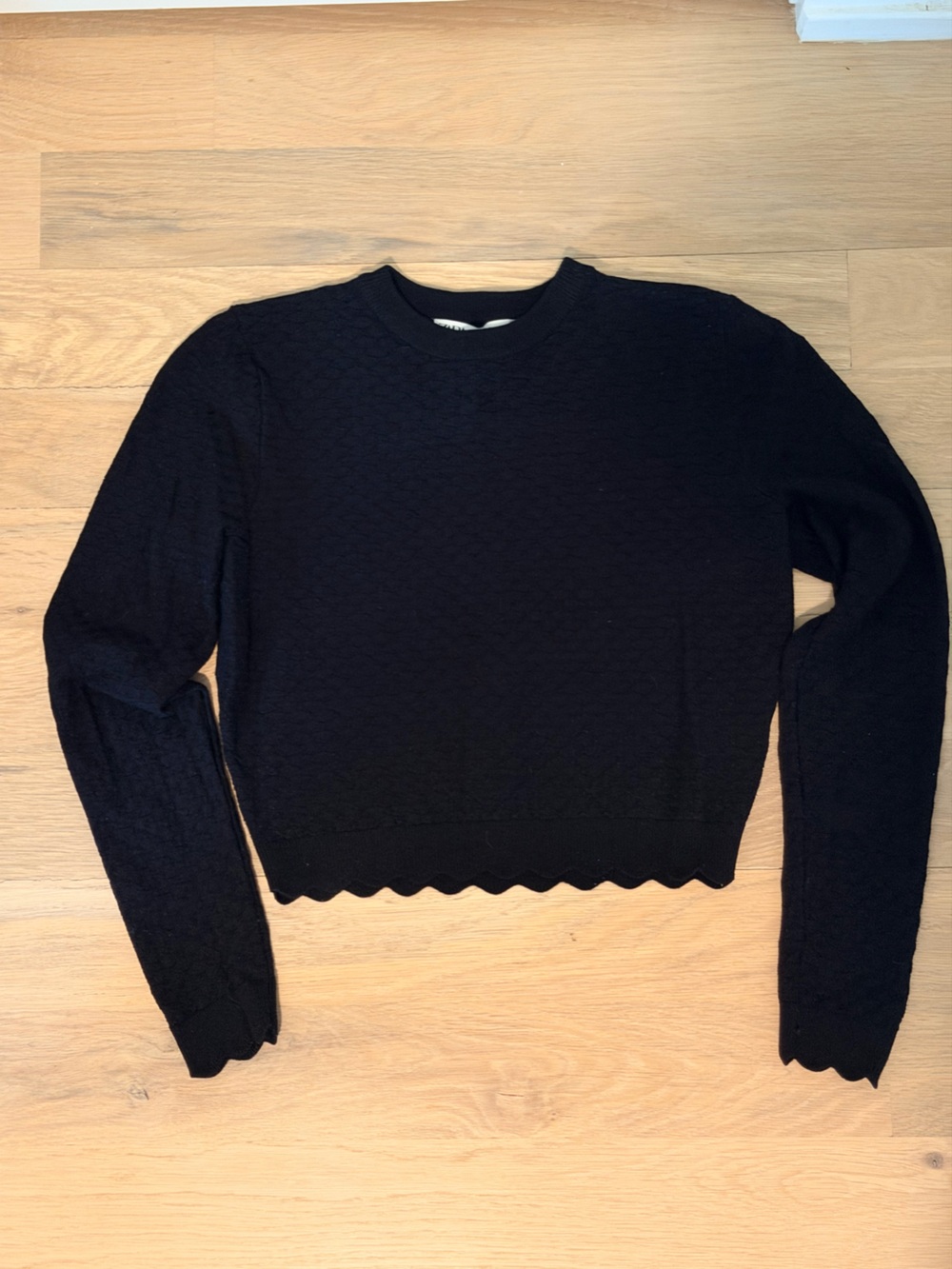 Zara Black Scallop-Hem Knit Sweater